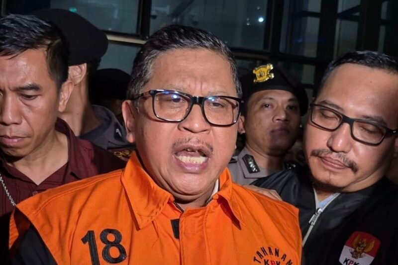 Ditahan, Hasto Kristiyanto Minta KPK Tak Pilih Kasus dan Periksa Keluarga Jokowi