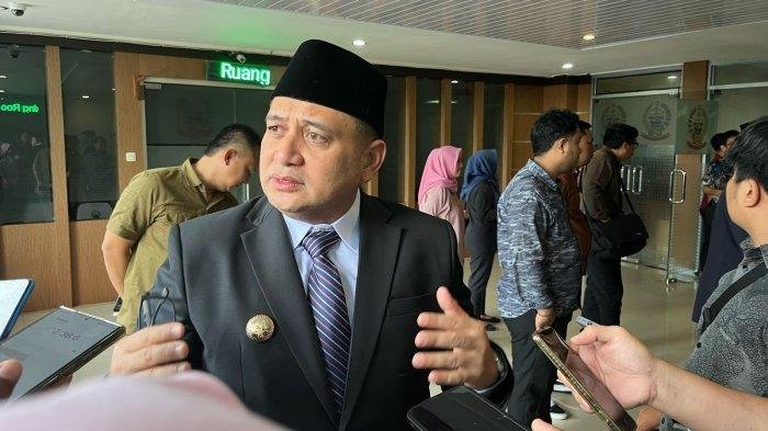 Wali Kota Makassar, Munafri Arifuddin, Rencanakan Pembekuan Jabatan Ketua RT/RW untuk Pemilihan yang Adil dan Netral